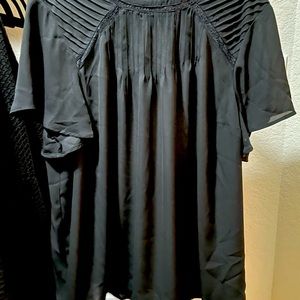 NWT Torrid Black Lace Inset Blouse Sz 2